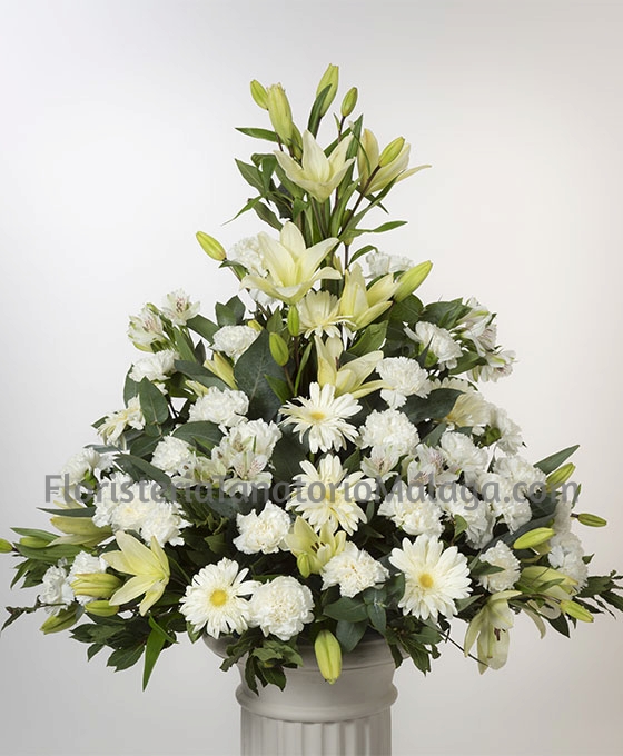 enviar centro de flores blancos para el Tanatorio de Málaga, enviar flores urgentes para funeral en Málaga, Floristeria Tanatorio Málaga